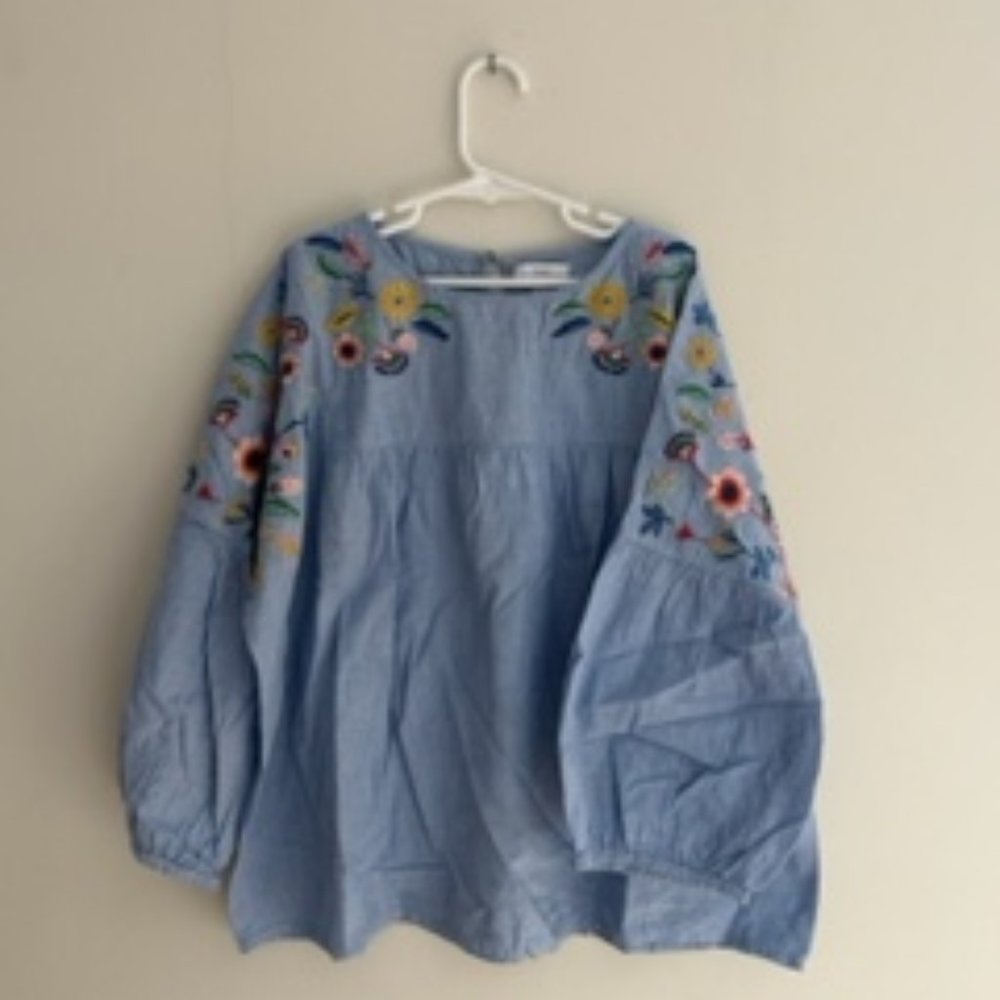 Girls Spanish Blouse with Floral Detailing size 16